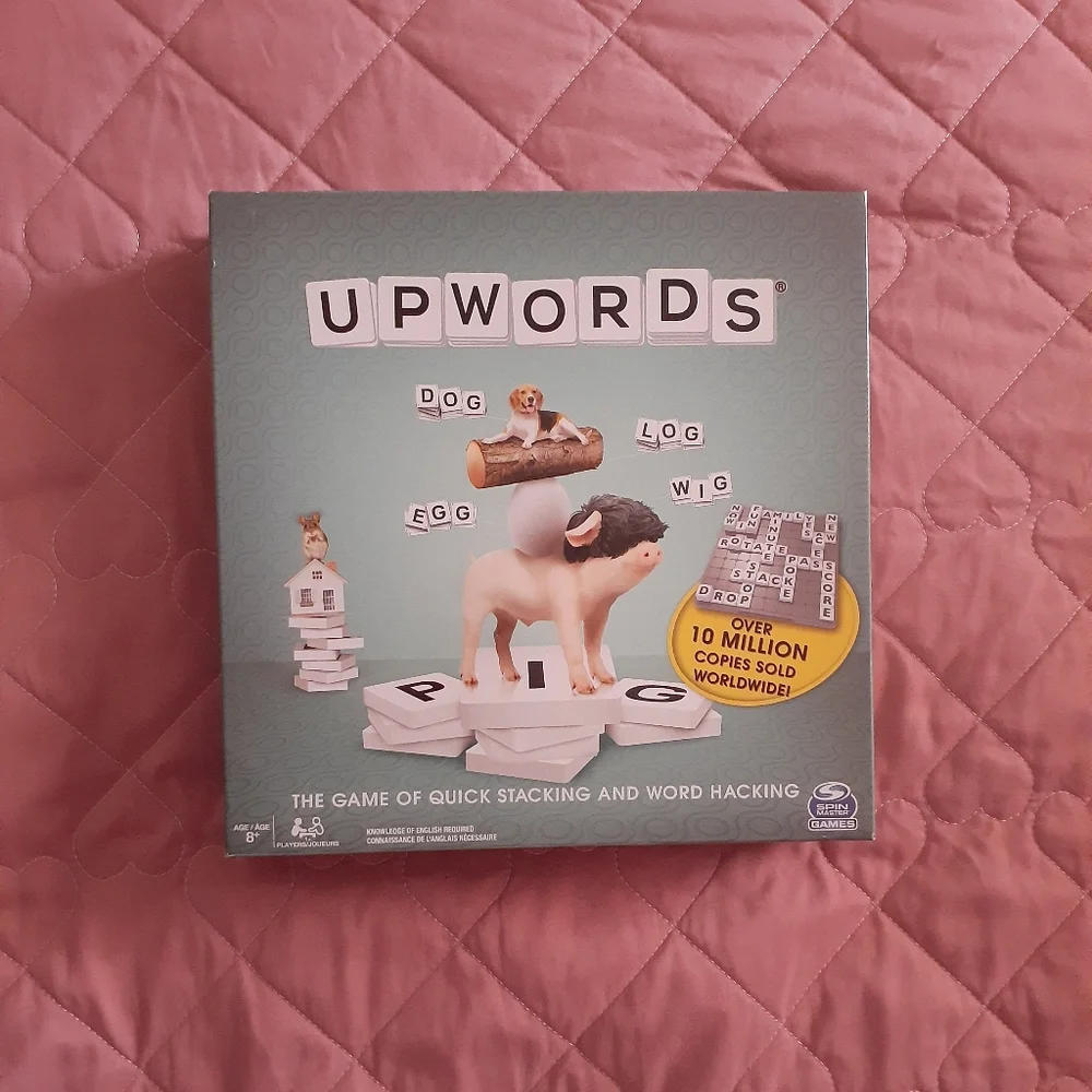 🎉S-HP🎉 *NWT* UPWORDS Game
